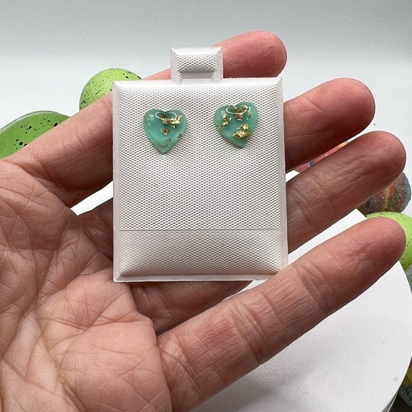Blue Resin Heart Earrings with Gold Flecks NEW - Picture 4 of 5